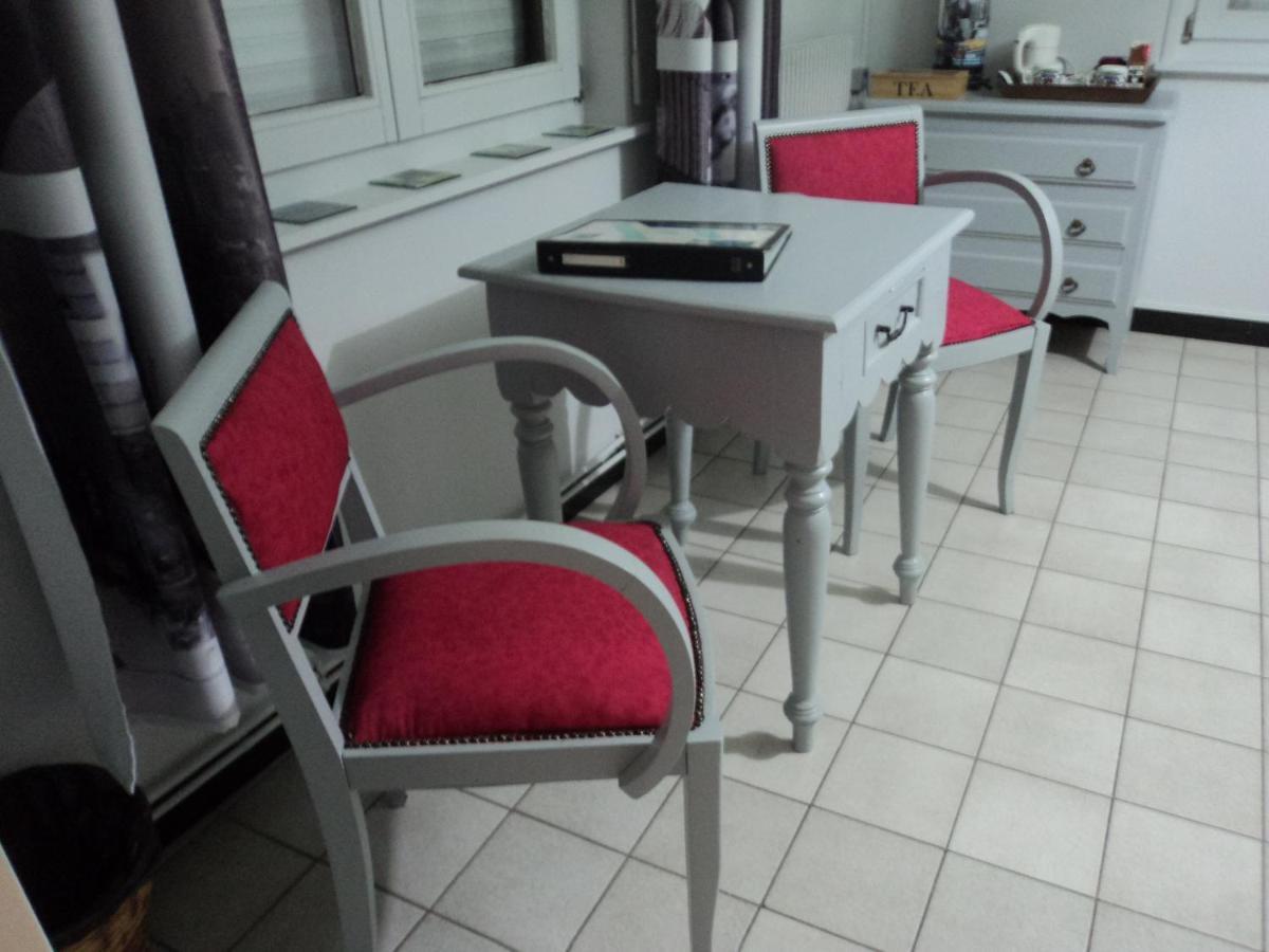 Chez Julie Bed and Breakfast Beaucamps-Ligny Εξωτερικό φωτογραφία